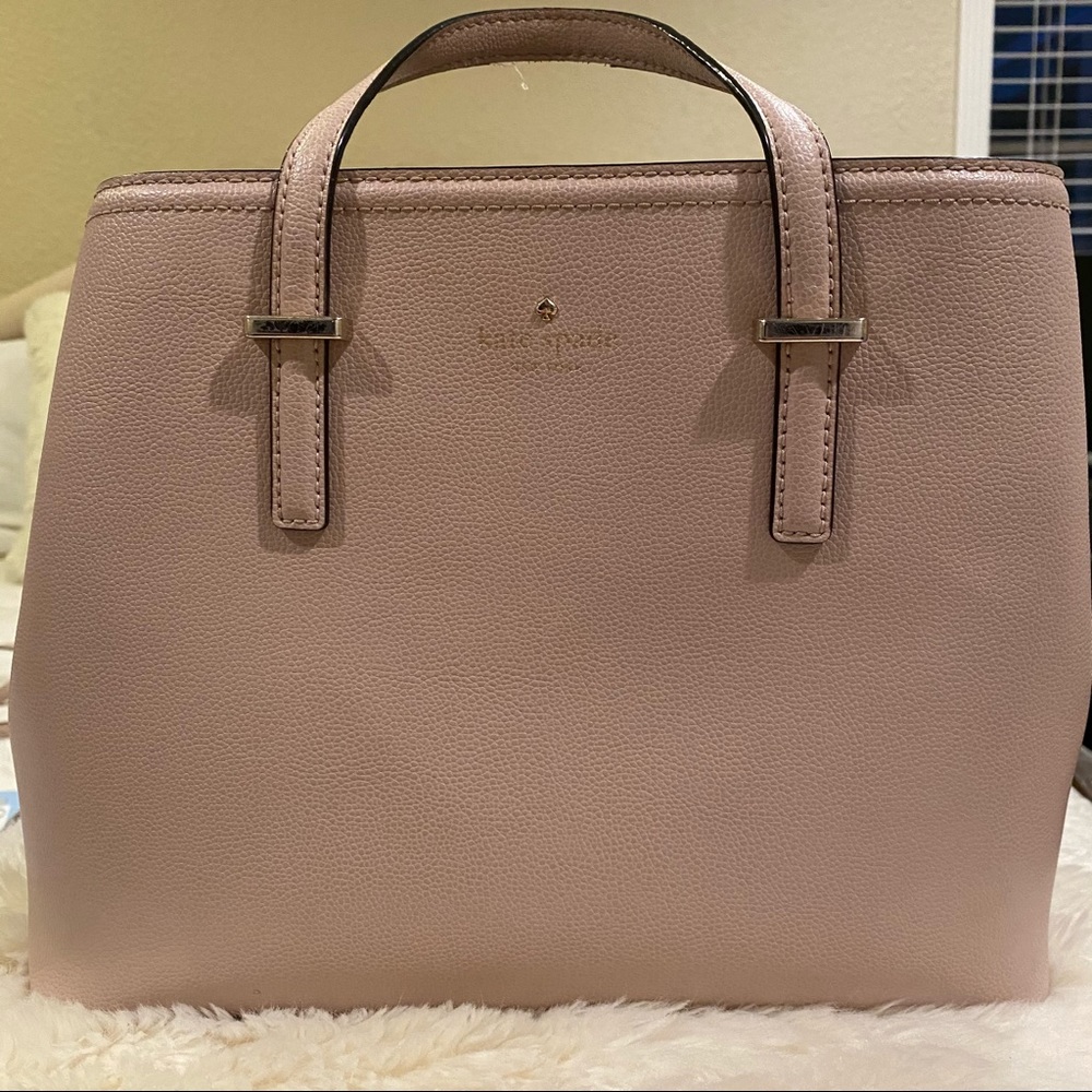 Beautiful Kate Spade hand bag